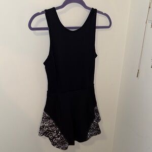 Lululemon | Black Sleeveless Dress with Patterned Hem